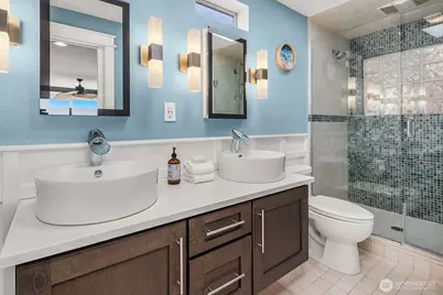 10117 NE 64th Street, Kirkland, WA 98033 - Photo 19