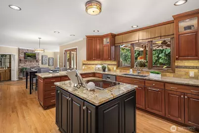 2521 227th Place NE, Sammamish, WA 98074 - Photo 15