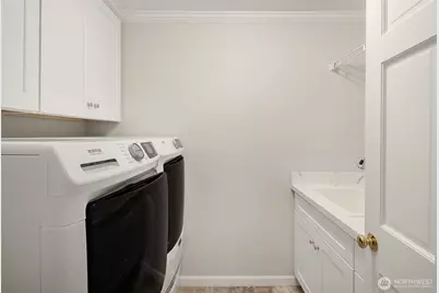 2521 227th Place NE, Sammamish, WA 98074 - Photo 27