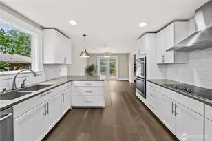 7815 W Tapps Hwy E, Bonney Lake, WA 98391 - Photo 7
