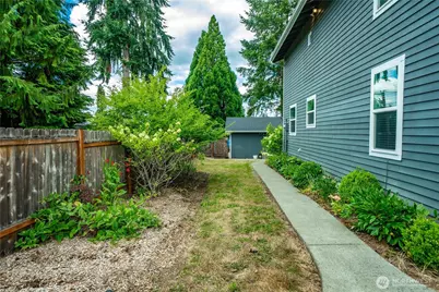 7815 W. Tapps Hwy E, Bonney Lake, WA 98391 - Photo 29