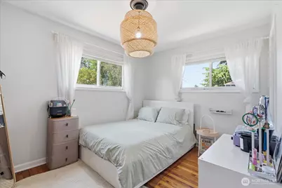 10038 13th Avenue NW, Seattle, WA 98177 - Photo 15