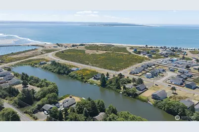 998 Point Brown Avenue SE, Ocean Shores, WA 98569 - Photo 25
