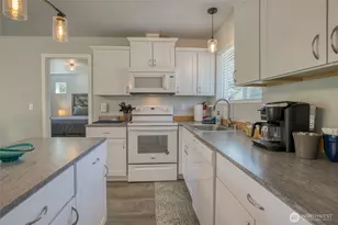 998 Point Brown Ave SE, Ocean Shores, WA 98569 - Photo 11