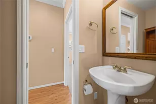 2109 W Terrace Ave, Chelan, WA 98816 - Photo 15