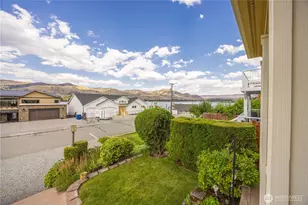 2109 W Terrace Ave, Chelan, WA 98816 - Photo 3