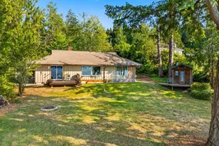 3736 Sunset Beach Dr NW, Olympia, WA 98502 - Photo 3