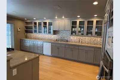 2233 1st Avenue S, Seattle, WA 98134 - Photo 3