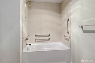 15100 6th Ave SW, Burien, WA 98166 - Photo 17