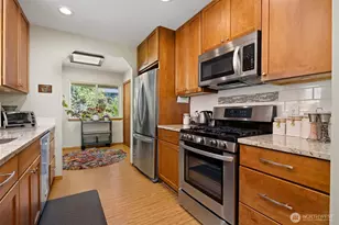 1342 Whatcom St, Bellingham, WA 98229 - Photo 11