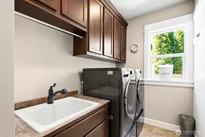 18811 53rd Street Ct E, Lake Tapps, WA 98391 - Photo 11