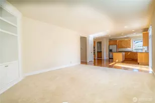 23829 SE 2nd Pl, Sammamish, WA 98074 - Photo 11