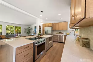 8655 NE 170th St, Kenmore, WA 98028 - Photo 5