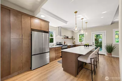 2652 NW 57th Street, Seattle, WA 98107 - Photo 7