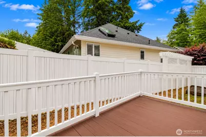 5610 W 61st Avenue, University Place, WA 98467 - Photo 11