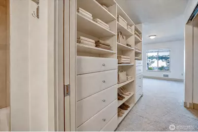 1550 Eastlake Avenue E #503, Seattle, WA 98102 - Photo 19