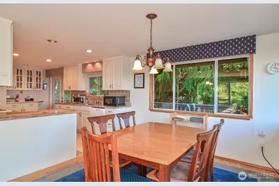 425 SW 183rd Street, Normandy Park, WA 98166 - Photo 21
