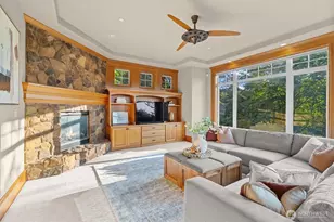 14716 SE 83rd Pl, Newcastle, WA 98059 - Photo 13