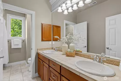 14716 SE 83rd Place, Newcastle, WA 98059 - Photo 23