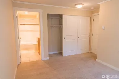 626 4th Avenue W #201, Seattle, WA 98119 - Photo 23