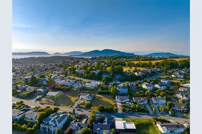 4512 Queen Ann Way, Anacortes, WA 98221 - Photo 19