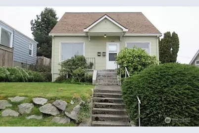 4725 35th Avenue SW #B, Seattle, WA 98126 - Photo 1
