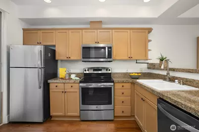 4132 248th Court SE, Sammamish, WA 98029 - Photo 13
