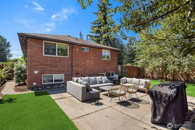 2502 NE 68th Street, Seattle, WA 98115 - Photo 33