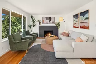 2502 NE 68th St, Seattle, WA 98115 - Photo 3