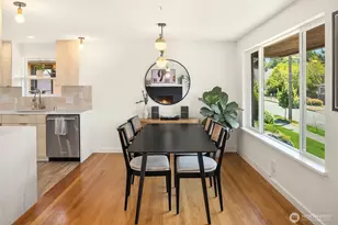 2502 NE 68th St, Seattle, WA 98115 - Photo 7