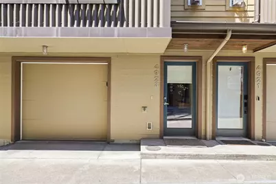 4923 39th Avenue S, Seattle, WA 98118 - Photo 3
