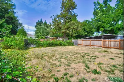 10245 42nd Avenue SW, Seattle, WA 98146 - Photo 9