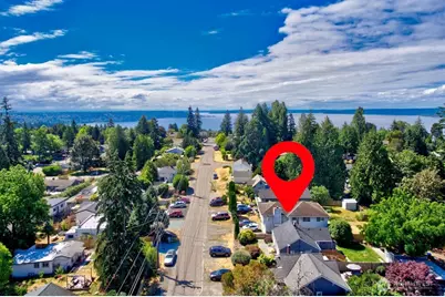 10245 42nd Avenue SW, Seattle, WA 98146 - Photo 3