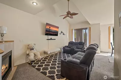 12607 64th Avenue E, Puyallup, WA 98373 - Photo 15
