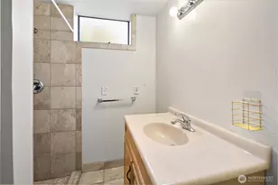 12153 Marine View Dr SW, Burien, WA 98146 - Photo 31