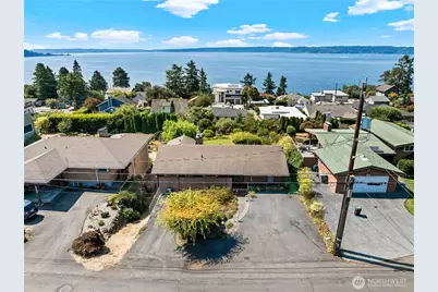 12153 Marine View Drive SW, Burien, WA 98146 - Photo 3
