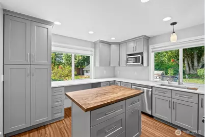 131 146th Street SW, Lynnwood, WA 98087 - Photo 5