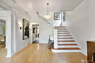2202 N 41st St, Seattle, WA 98103 - Photo 9