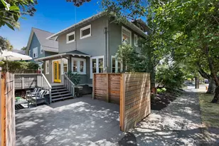 2202 N 41st St, Seattle, WA 98103 - Photo 37