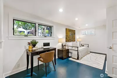 2202 N 41st Street, Seattle, WA 98103 - Photo 31