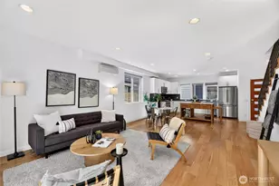 4222 Linden Ave N, Seattle, WA 98103 - Photo 9