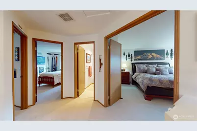 1704 Field Place NE, Renton, WA 98059 - Photo 19