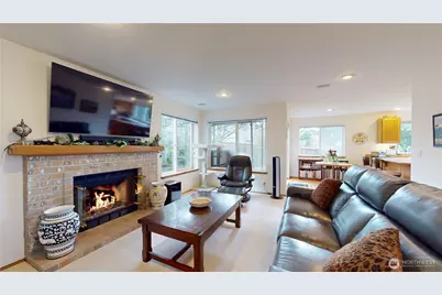 1704 Field Place NE, Renton, WA 98059 - Photo 17