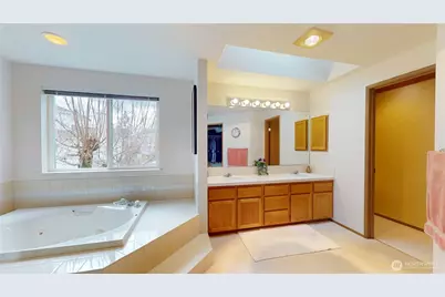 1704 Field Place NE, Renton, WA 98059 - Photo 23