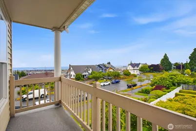 2219 Rucker Avenue #201, Everett, WA 98201 - Photo 3