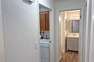 14415 NE 30th Pl, Bellevue, WA 98007 - Photo 9