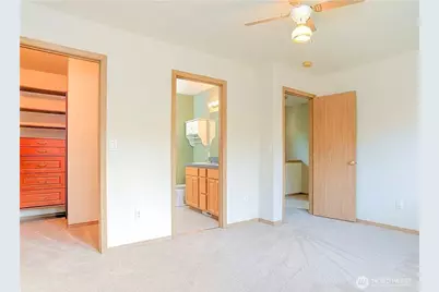 9124 Lewis NE, Lacey, WA 98516 - Photo 11