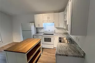 10443 17th Ave SW, Seattle, WA 98146 - Photo 7