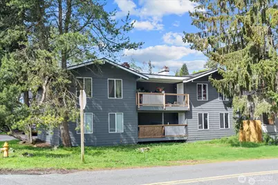 10443 17th Avenue SW, Seattle, WA 98146 - Photo 1