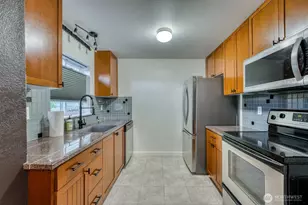 3008 N Narrows Dr, Tacoma, WA 98407 - Photo 9